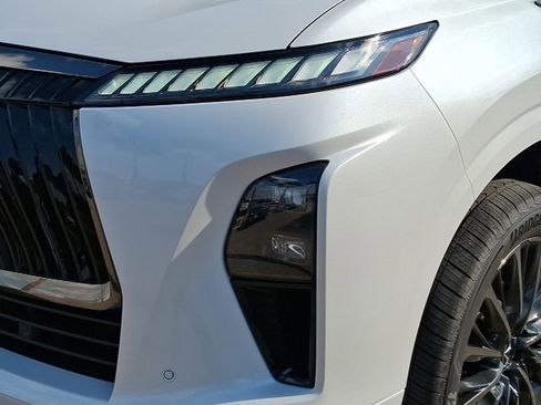 New 2026 INFINITI QX80 Autograph w/ Premium Cargo Package image 8