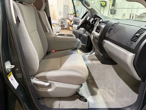 Used 2008 Toyota Tundra Base image 6