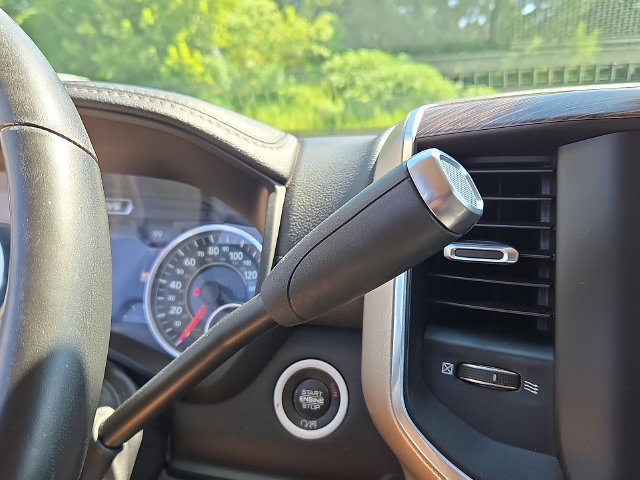 Used 2020 RAM 2500 Laramie AWD/4WD image 12