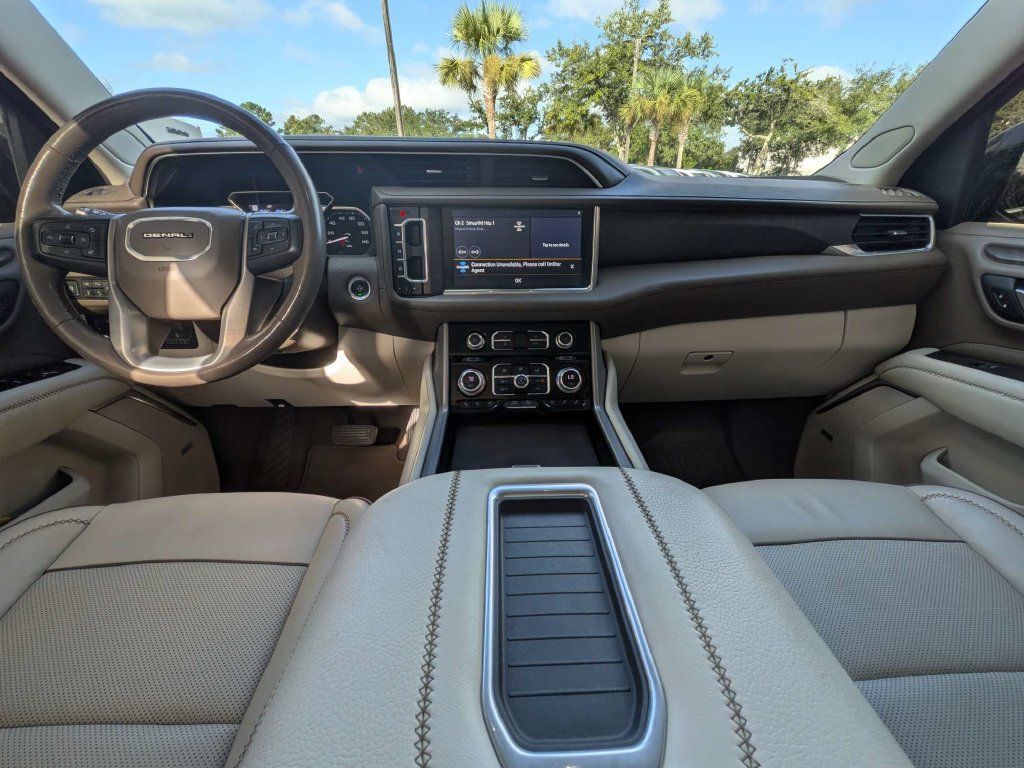 Used 2021 GMC Yukon Denali w/ Denali Ultimate Package AWD/4WD image 17