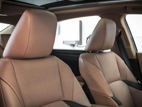 Certified 2023 Lexus ES 350 w/ Premium Package FWD image 26