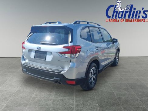 Certified 2023 Subaru Forester Premium AWD/4WD image 4
