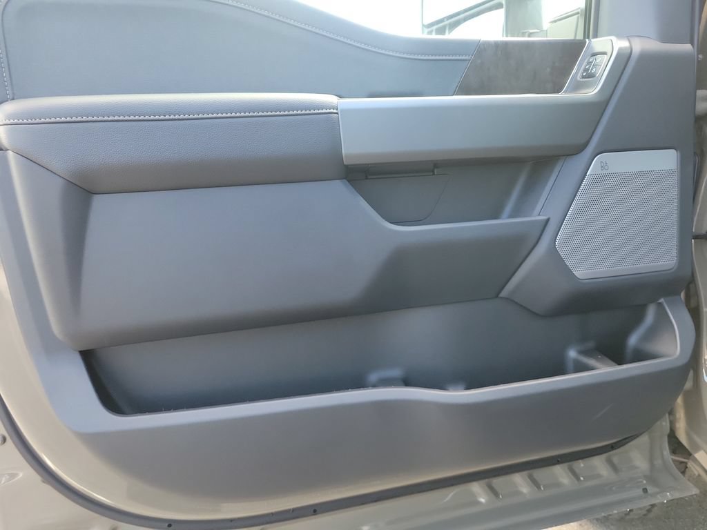 New 2026 Ford F350 Lariat w/ Lariat Ultimate Package AWD/4WD image 11
