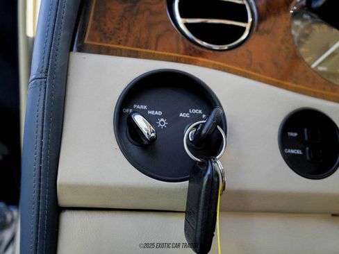 Used 1996 Rolls-Royce Silver Dawn RWD image 29