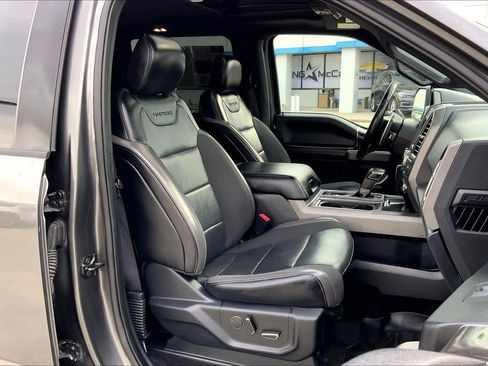 Used 2019 Ford F150 Raptor w/ Equipment Group 802A Luxury image 9