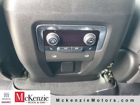 Used 2023 Chevrolet Tahoe Z71 w/ Z71 Off-Road Package AWD/4WD image 26