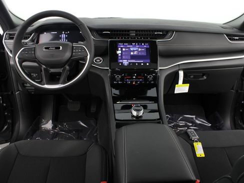 New 2026 Jeep Grand Cherokee Laredo X AWD/4WD image 10