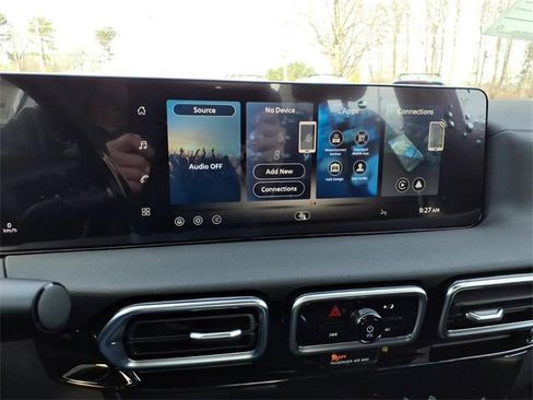 New 2026 Nissan Sentra SR image 11