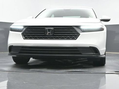Used 2023 Honda Accord LX image 19