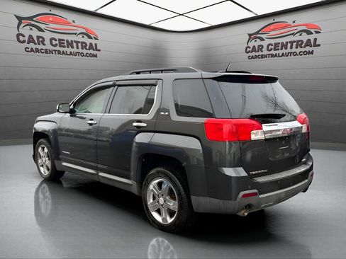 Used 2013 GMC Terrain SLE w/ Chrome and Technology Package image 3