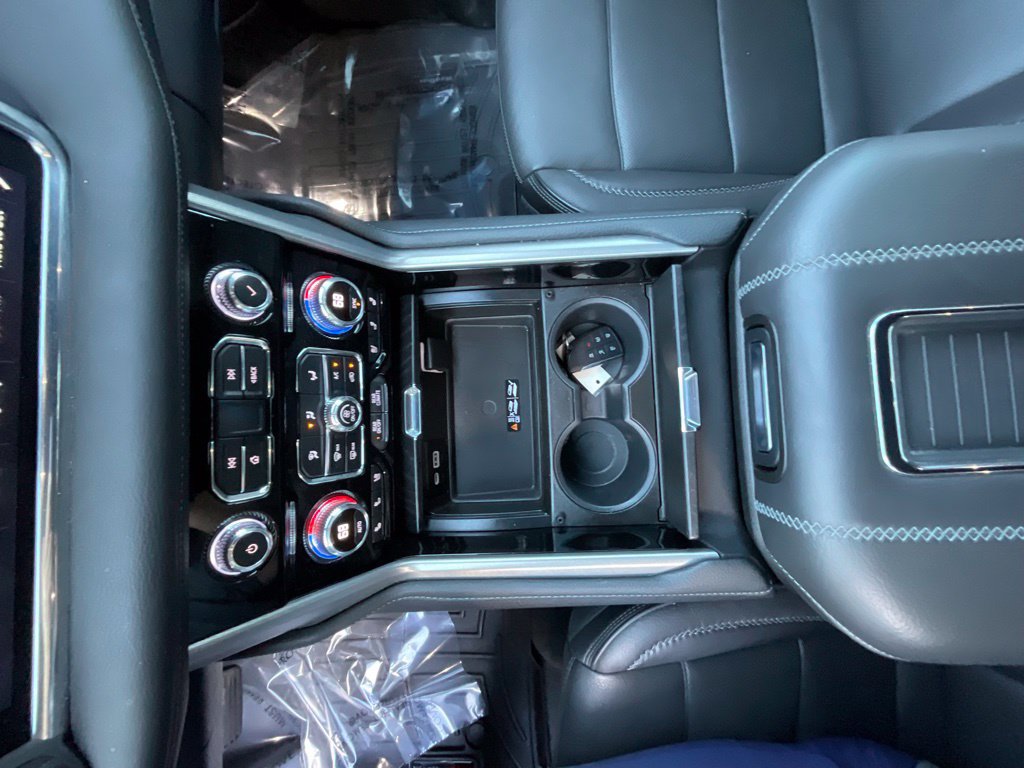 Used 2022 GMC Yukon Denali AWD/4WD image 20