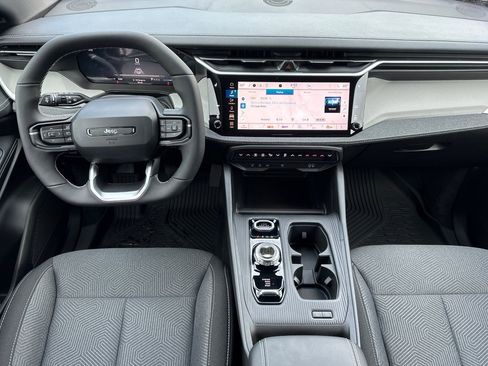 New 2026 Jeep Cherokee Laredo AWD/4WD image 13