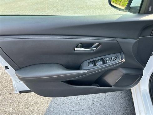 Used 2024 Nissan Sentra SV image 19