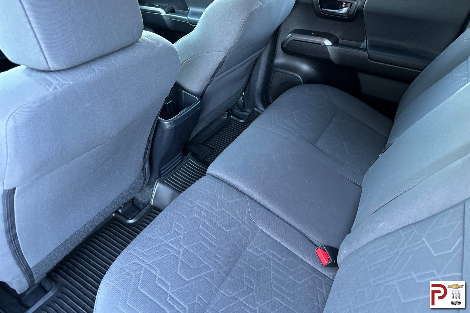 Used 2018 Toyota Tacoma TRD Off-Road w/ Technology Package AWD/4WD image 14
