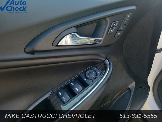 Used 2024 Chevrolet Malibu LT FWD image 24