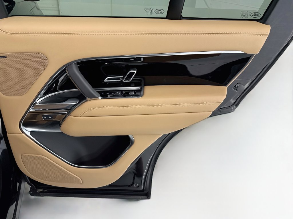 New 2026 Land Rover Range Rover SE AWD/4WD image 25