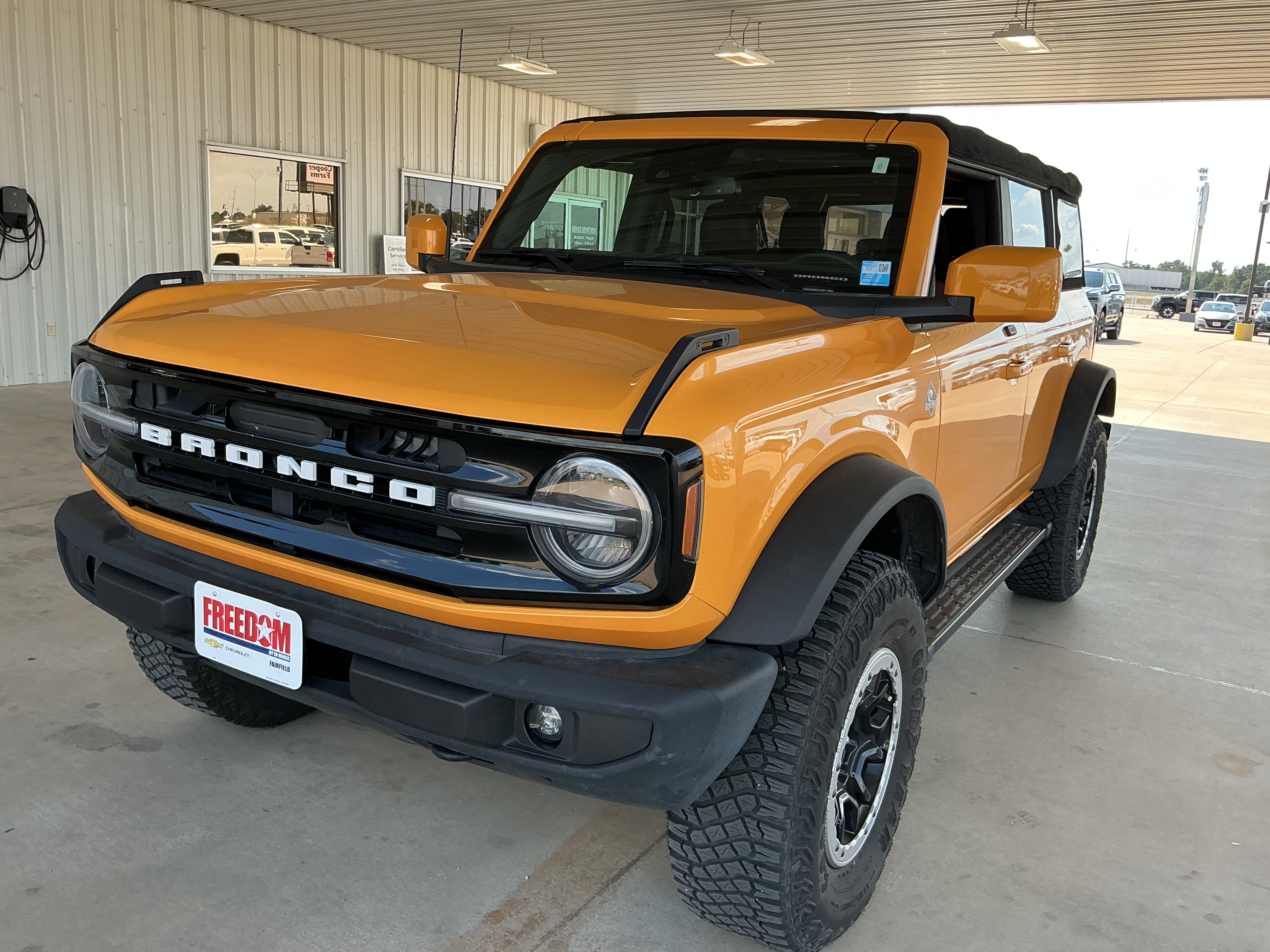 Used 2021 Ford Bronco Outer Banks w/ Sasquatch Package AWD/4WD image 37