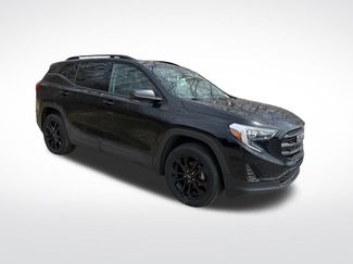 Used 2021 GMC Terrain SLE w/ Driver Convenience Package video 3