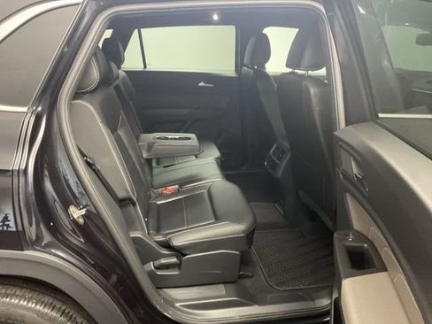 Used 2022 Volkswagen Atlas Cross Sport SEL R-Line image 27