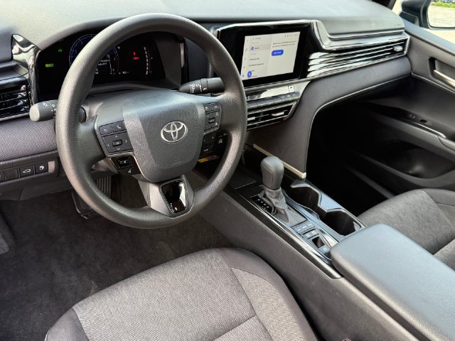 Used 2026 Toyota Camry LE w/ Convenience Package FWD image 8