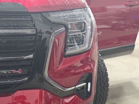 New 2026 GMC Terrain AT4 w/ LPO, Floor Liner Package AWD/4WD image 32