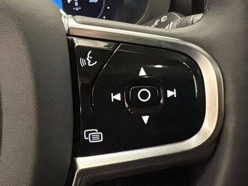 Used 2023 Volvo XC60 T8 Ultimate w/ Climate Package image 14