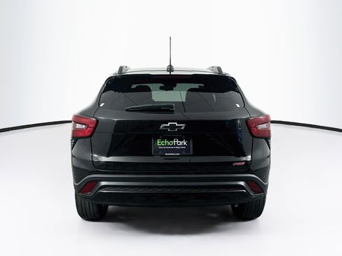 Used 2024 Chevrolet Trax RS w/ Sunroof Package FWD image 7
