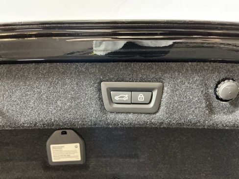 Used 2022 BMW M5 w/ Competition Package image 30