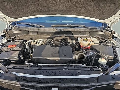 Used 2023 Chevrolet Tahoe Z71 w/ Off-Road Capability Package image 10