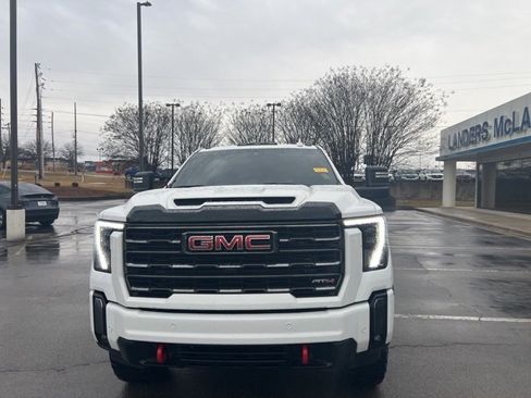 Used 2024 GMC Sierra 2500 AT4 w/ AT4 Premium Plus Package image 10