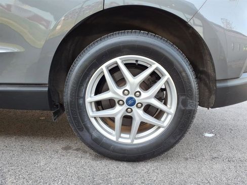 Used 2022 Ford Edge SEL w/ Cargo Accessory Package AWD/4WD image 5