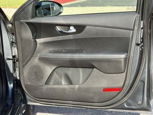 Used 2024 Kia Forte GT-Line w/ GT-Line Premium Package image 32