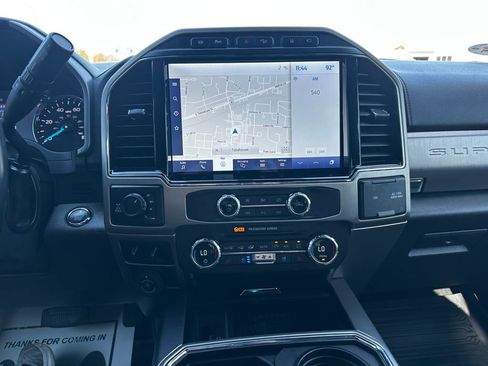 Used 2022 Ford F250 Platinum w/ FX4 Off-Road Package image 65
