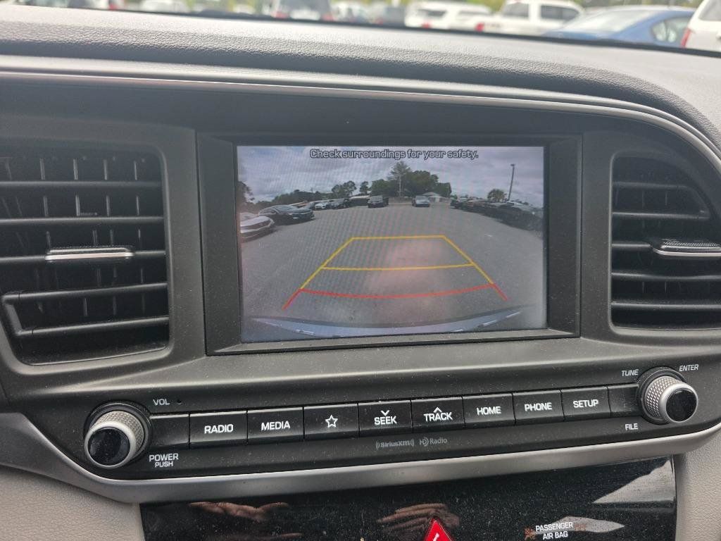 Used 2019 Hyundai Elantra SEL FWD image 17