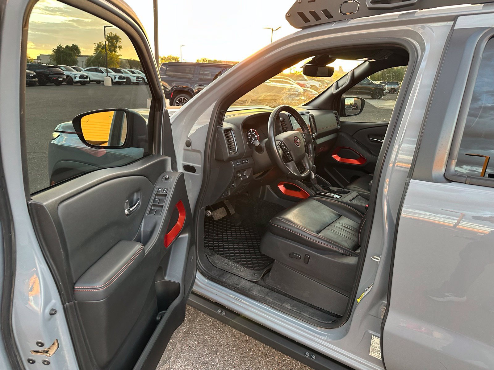 Certified 2023 Nissan Frontier PRO-4X w/ Pro-4X Premium Package AWD/4WD image 9