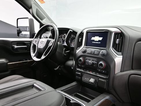 Used 2020 Chevrolet Silverado 1500 RST w/ All-Star Edition AWD/4WD image 12