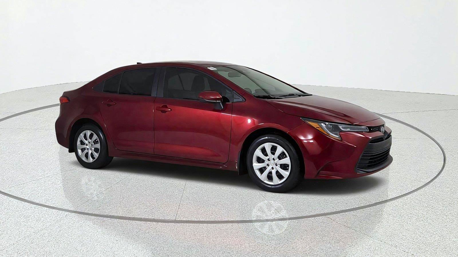 Used 2026 Toyota Corolla LE FWD image 8