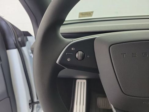 Used 2026 Tesla Model Y Long Range AWD/4WD image 23