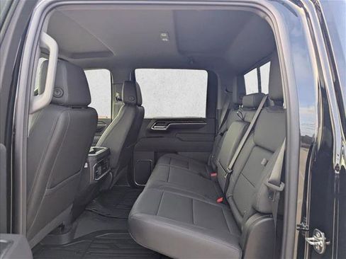 New 2026 GMC Sierra 2500 SLT w/ Texas SLT Premium Package image 16