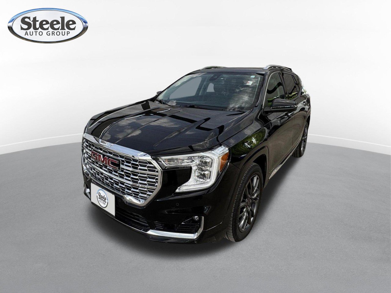 Certified 2024 GMC Terrain Denali w/ Black Diamond Edition AWD/4WD image 1