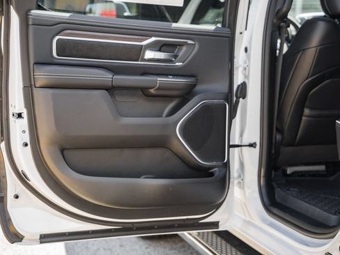 New 2026 RAM 1500 Laramie AWD/4WD image 40