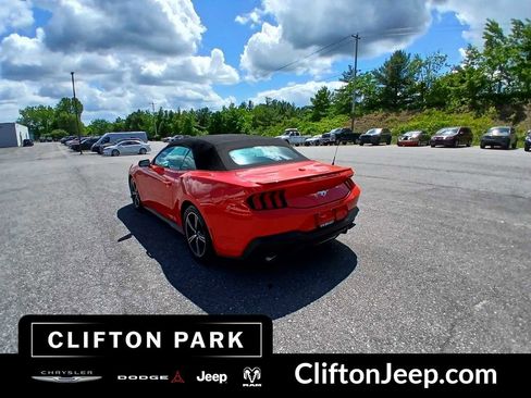 Used 2025 Ford Mustang Premium RWD image 8