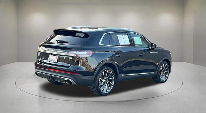 Certified 2022 Lincoln Nautilus Reserve w/ Equipment Group 201A AWD/4WD image 5
