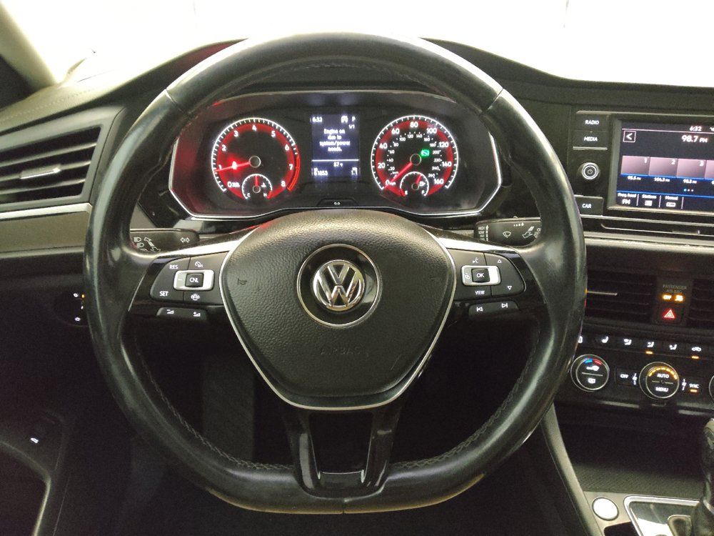 Used 2019 Volkswagen Jetta SE FWD image 22
