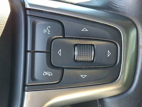 Used 2022 Chevrolet Silverado 1500 LT Trail Boss image 24