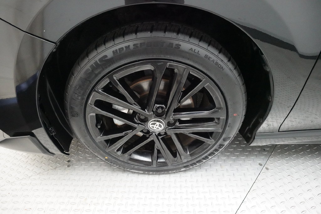 Used 2025 Toyota Camry SE FWD image 24