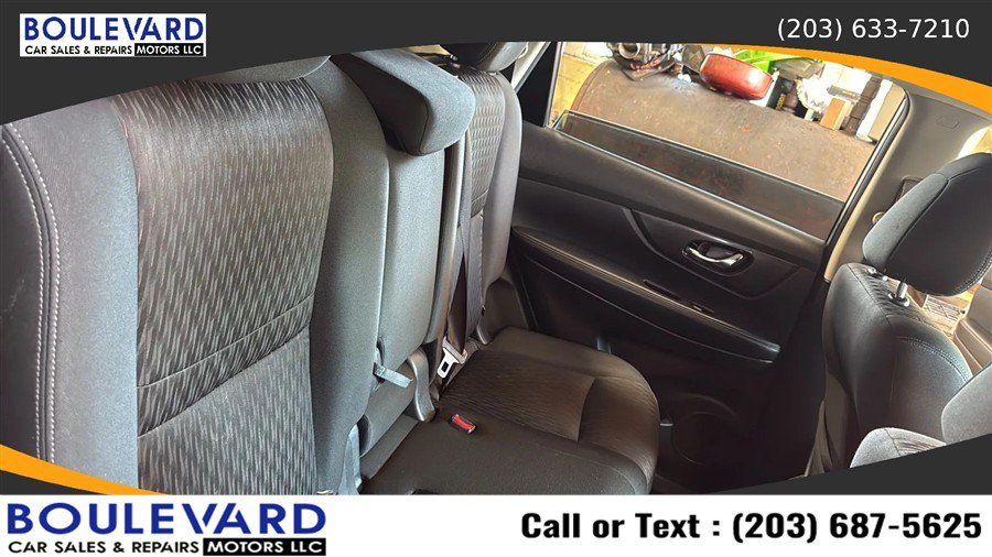 Used 2020 Nissan Rogue SV w/ Sun & Sound Touring Package AWD/4WD image 44