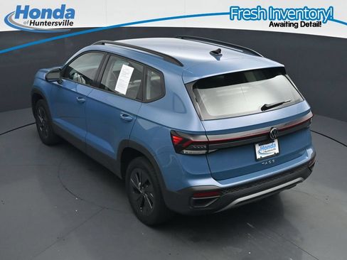 Used 2025 Volkswagen Taos S FWD image 21