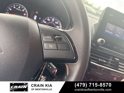 Used 2022 Mitsubishi Eclipse Cross LE FWD image 17