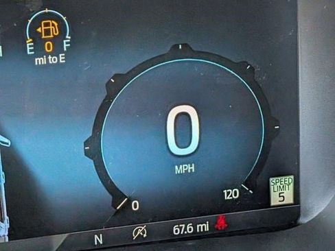 New 2025 Ford F150 Lariat w/ Equipment Group 501A Mid image 18